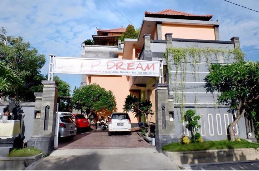 Pp Dream Guesthouse Singaraja エクステリア 写真